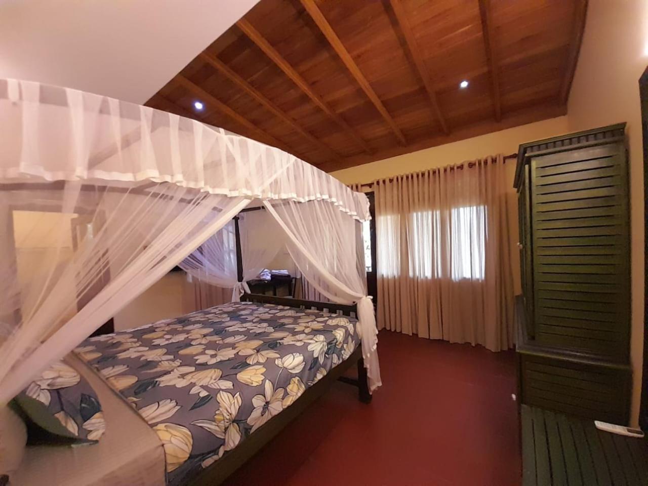 Villa Thawthisa The Boutique Hotel Unawatuna Kültér fotó